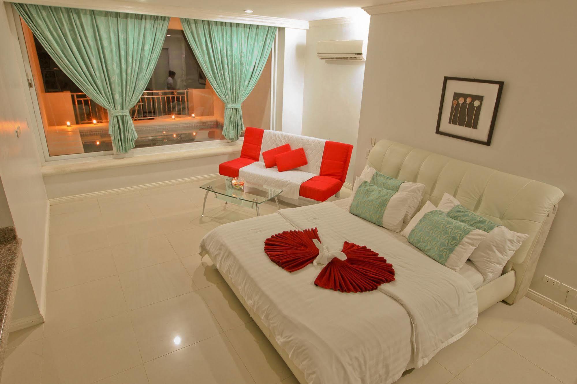Resort Boracay Grand Vista & Yapak