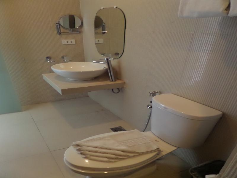Boracay Grand Vista & 4* Yapak