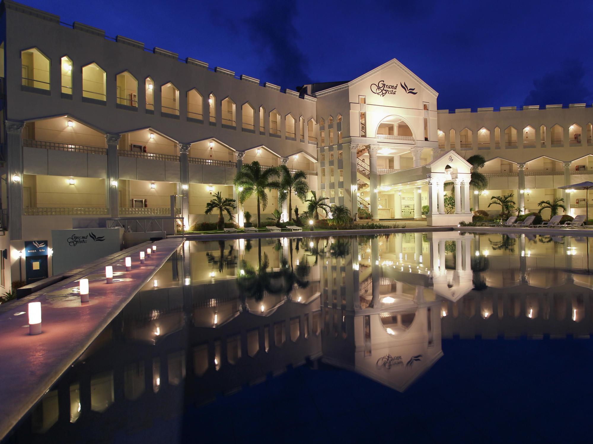 Resort Boracay Grand Vista & 4*