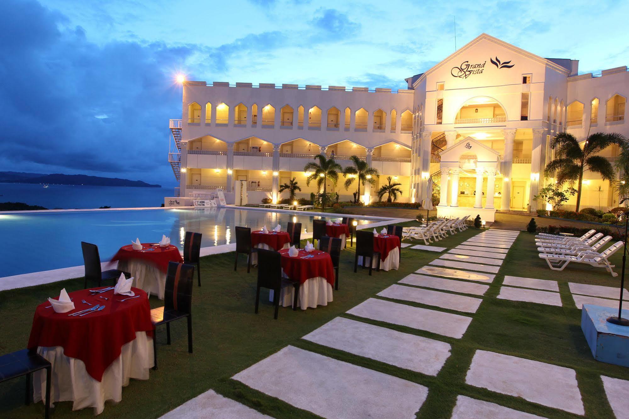 Resort Boracay Grand Vista & Yapak